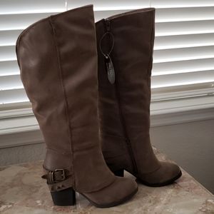 American Rag Taupe Wide Calf Emilee Boots Size 5M